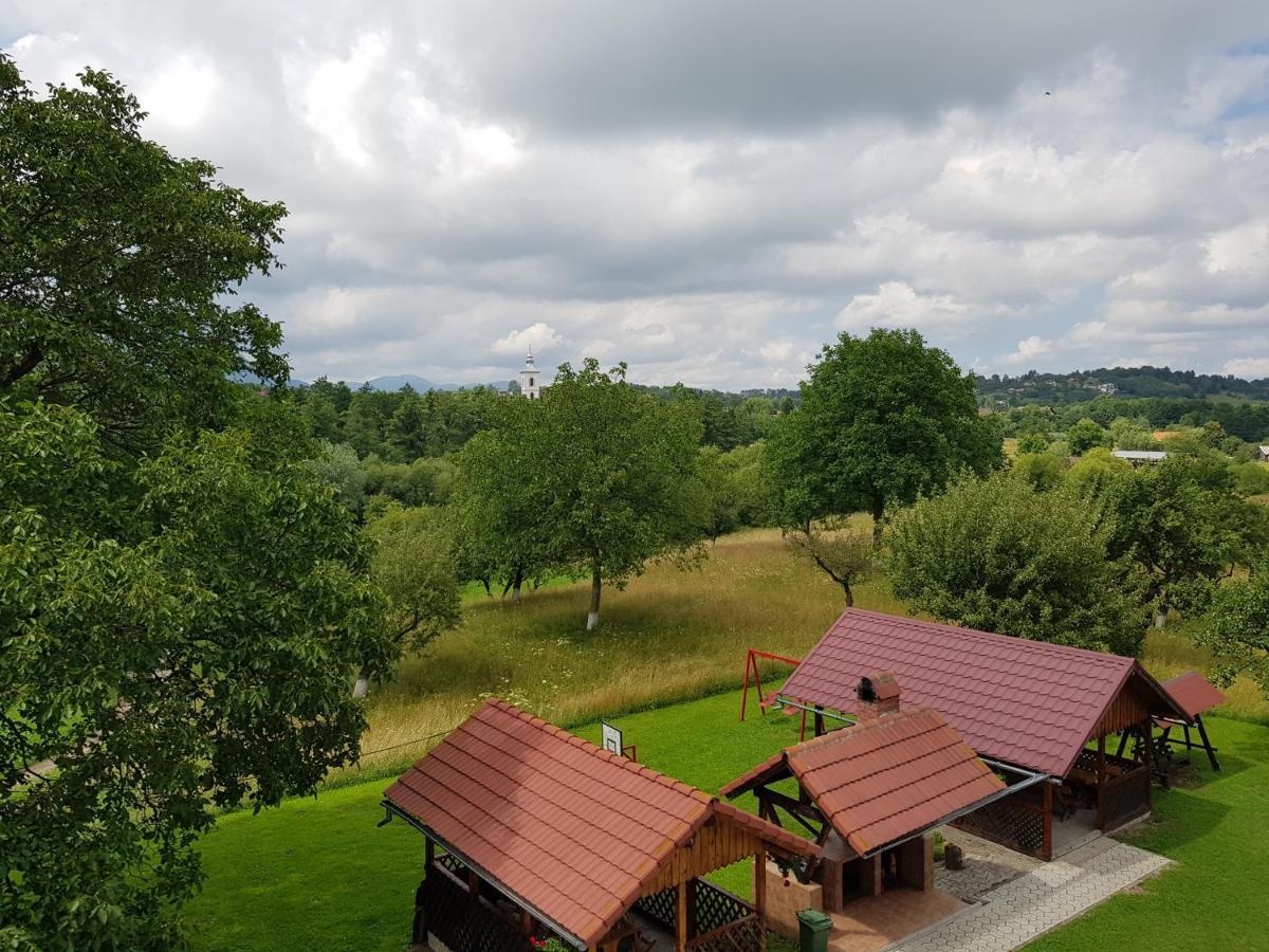 Pensiunea din Livada Bran  Esterno foto